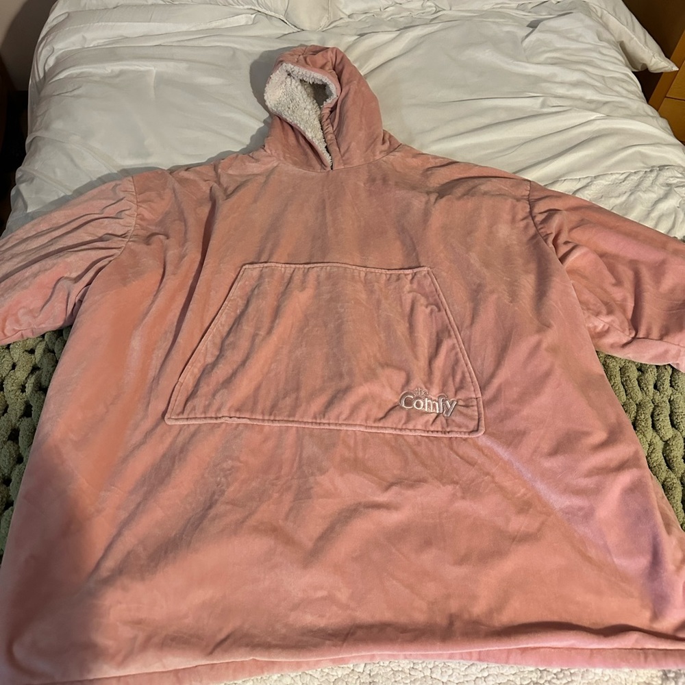 Pink Comfy - Picture 2 of 2